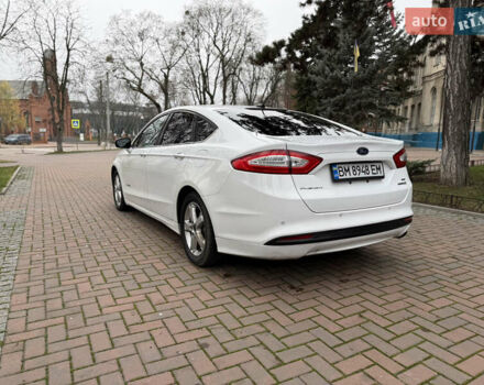 Білий Форд Фьюжен, об'ємом двигуна 2 л та пробігом 210 тис. км за 10699 $, фото 9 на Automoto.ua