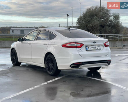 Белый Форд Фьюжн, объемом двигателя 2 л и пробегом 170 тыс. км за 10950 $, фото 3 на Automoto.ua