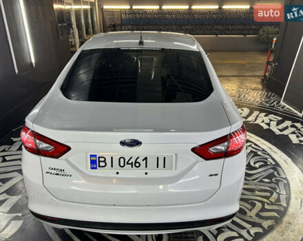 Білий Форд Фьюжен, об'ємом двигуна 2.49 л та пробігом 209 тис. км за 8200 $, фото 4 на Automoto.ua
