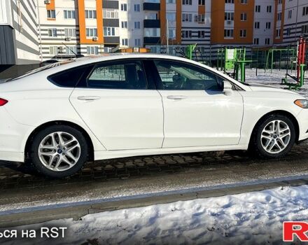 Форд Фьюжн 2013 в Полтаве на Automoto.ua Белый Форд Фьюжн, объемом двигателя 2.5 л и пробегом 198 тыс. км за 9000 $, фото 2 на Automoto.ua