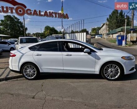 Форд Фьюжн 2013 в Николаеве на Automoto.ua Белый Форд Фьюжн, объемом двигателя 2.49 л и пробегом 181 тыс. км за 9999 $, фото 5 на Automoto.ua