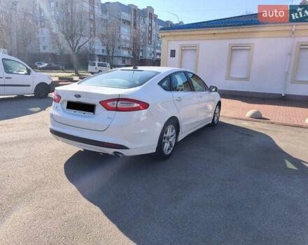 Білий Форд Фьюжен, об'ємом двигуна 2.49 л та пробігом 264 тис. км за 9500 $, фото 5 на Automoto.ua