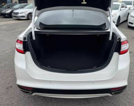 Белый Форд Фьюжн, объемом двигателя 2 л и пробегом 81 тыс. км за 4800 $, фото 6 на Automoto.ua