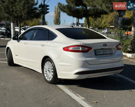 Форд Фьюжен 2014 у Одесі на Automoto.ua Білий Форд Фьюжен, об'ємом двигуна 2 л та пробігом 137 тис. км за 11800 $, фото 10 на Automoto.ua