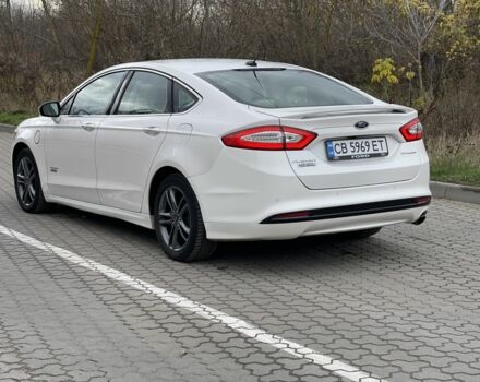 Форд Фьюжн 2014 в Нежине на Automoto.ua Белый Форд Фьюжн, объемом двигателя 2 л и пробегом 266 тыс. км за 11000 $, фото 4 на Automoto.ua
