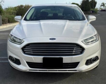 Білий Форд Фьюжен, об'ємом двигуна 2 л та пробігом 88 тис. км за 5900 $, фото 1 на Automoto.ua