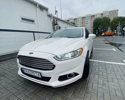 Білий Форд Фьюжен, об'ємом двигуна 2 л та пробігом 164 тис. км за 13200 $, фото 1 на Automoto.ua