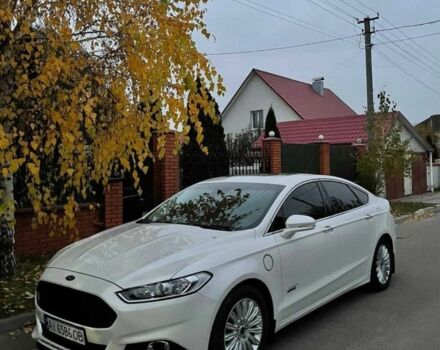 Белый Форд Фьюжн, объемом двигателя 2 л и пробегом 165 тыс. км за 13000 $, фото 3 на Automoto.ua