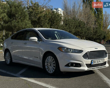 Форд Фьюжен 2014 у Одесі на Automoto.ua Білий Форд Фьюжен, об'ємом двигуна 2 л та пробігом 137 тис. км за 11800 $, фото 3 на Automoto.ua