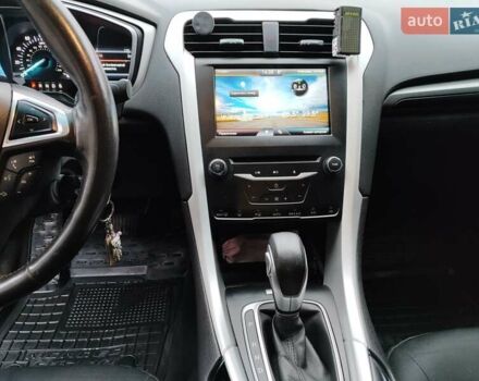 Белый Форд Фьюжн, объемом двигателя 2.5 л и пробегом 216 тыс. км за 8500 $, фото 20 на Automoto.ua