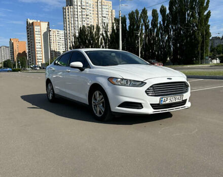 Білий Форд Фьюжен, об'ємом двигуна 2.49 л та пробігом 215 тис. км за 9850 $, фото 6 на Automoto.ua