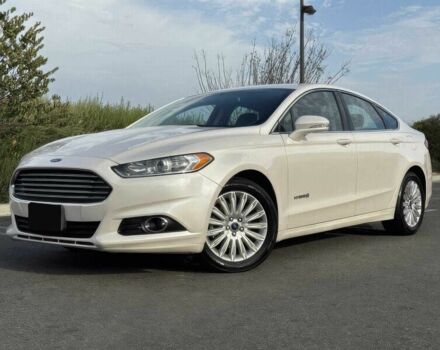 Білий Форд Фьюжен, об'ємом двигуна 2 л та пробігом 88 тис. км за 5900 $, фото 2 на Automoto.ua