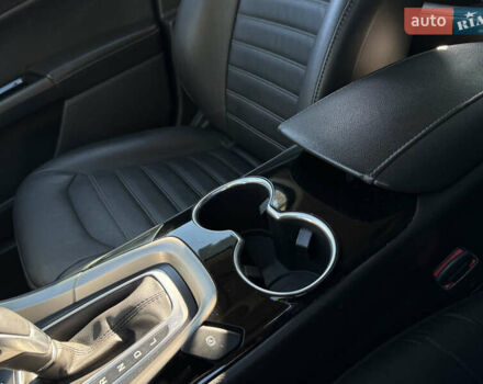 Форд Фьюжен 2014 у Одесі на Automoto.ua Білий Форд Фьюжен, об'ємом двигуна 2 л та пробігом 137 тис. км за 11800 $, фото 23 на Automoto.ua