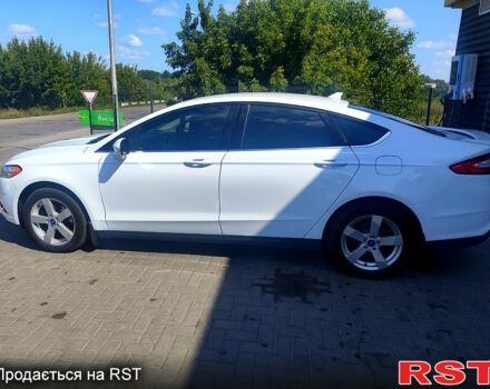 Форд Фьюжен 2014 у Харкові на Automoto.ua Білий Форд Фьюжен, об'ємом двигуна 2.5 л та пробігом 155 тис. км за 10300 $, фото 1 на Automoto.ua