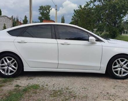 Білий Форд Фьюжен, об'ємом двигуна 2.5 л та пробігом 197 тис. км за 10200 $, фото 3 на Automoto.ua