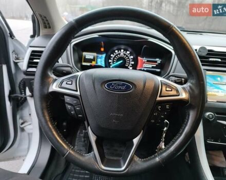 Белый Форд Фьюжн, объемом двигателя 2.5 л и пробегом 216 тыс. км за 8500 $, фото 21 на Automoto.ua