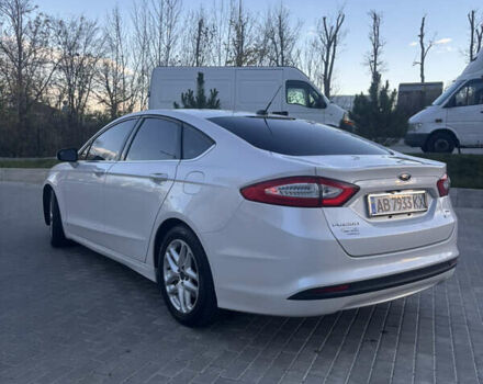 Белый Форд Фьюжн, объемом двигателя 1.5 л и пробегом 300 тыс. км за 7600 $, фото 4 на Automoto.ua