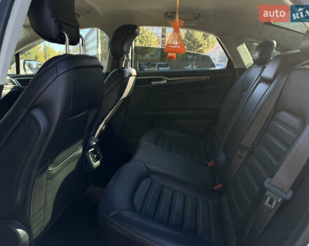 Форд Фьюжен 2014 у Одесі на Automoto.ua Білий Форд Фьюжен, об'ємом двигуна 2 л та пробігом 137 тис. км за 11800 $, фото 26 на Automoto.ua