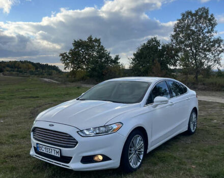 Форд Фьюжн 2014 в Яворове на Automoto.ua Белый Форд Фьюжн, объемом двигателя 2 л и пробегом 323 тыс. км за 10999 $, фото 2 на Automoto.ua