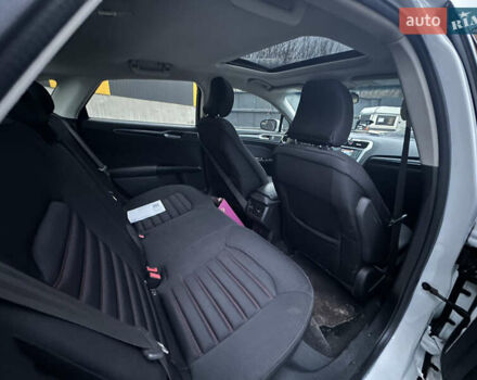 Белый Форд Фьюжн, объемом двигателя 2.49 л и пробегом 253 тыс. км за 9600 $, фото 30 на Automoto.ua