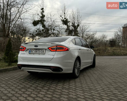 Белый Форд Фьюжн, объемом двигателя 2 л и пробегом 182 тыс. км за 10300 $, фото 4 на Automoto.ua