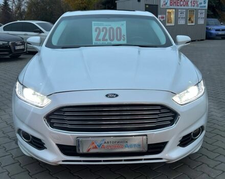 Білий Форд Фьюжен, об'ємом двигуна 2 л та пробігом 183 тис. км за 10500 $, фото 1 на Automoto.ua
