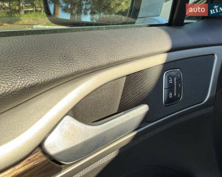 Форд Фьюжен 2014 у Одесі на Automoto.ua Білий Форд Фьюжен, об'ємом двигуна 2 л та пробігом 137 тис. км за 11800 $, фото 19 на Automoto.ua