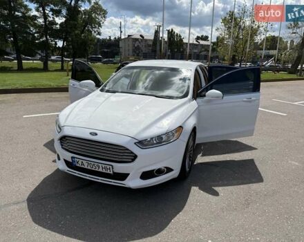 Белый Форд Фьюжн, объемом двигателя 2 л и пробегом 173 тыс. км за 9900 $, фото 16 на Automoto.ua