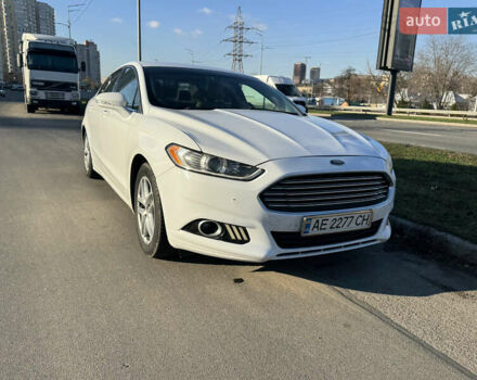 Белый Форд Фьюжн, объемом двигателя 2.5 л и пробегом 147 тыс. км за 11500 $, фото 2 на Automoto.ua