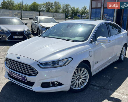 Белый Форд Фьюжн, объемом двигателя 2 л и пробегом 187 тыс. км за 11800 $, фото 1 на Automoto.ua