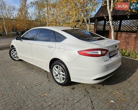 Білий Форд Фьюжен, об'ємом двигуна 2.49 л та пробігом 247 тис. км за 9500 $, фото 7 на Automoto.ua