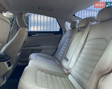 Белый Форд Фьюжн, объемом двигателя 2.5 л и пробегом 178 тыс. км за 7500 $, фото 21 на Automoto.ua