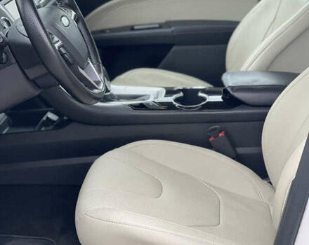 Белый Форд Фьюжн, объемом двигателя 2 л и пробегом 266 тыс. км за 10999 $, фото 11 на Automoto.ua