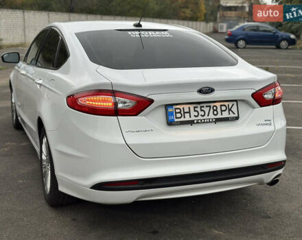 Белый Форд Фьюжн, объемом двигателя 2 л и пробегом 98 тыс. км за 11500 $, фото 8 на Automoto.ua