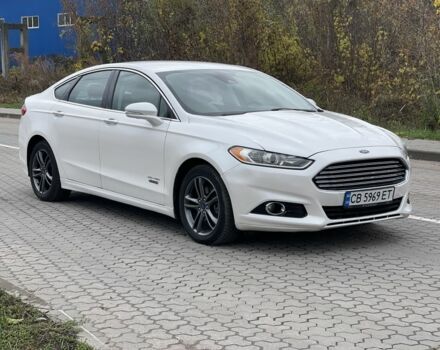 Форд Фьюжн 2014 в Нежине на Automoto.ua Белый Форд Фьюжн, объемом двигателя 2 л и пробегом 266 тыс. км за 11000 $, фото 3 на Automoto.ua