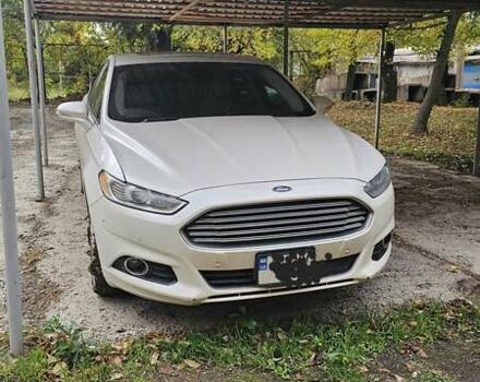 Белый Форд Фьюжн, объемом двигателя 2 л и пробегом 170 тыс. км за 11000 $, фото 1 на Automoto.ua
