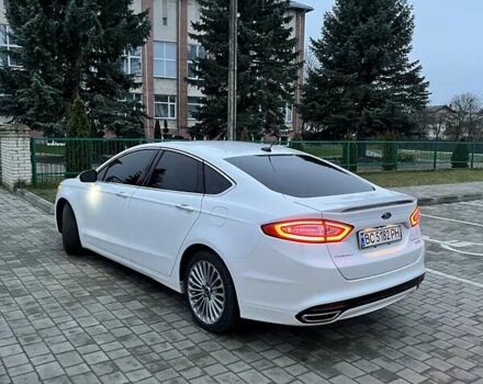 Белый Форд Фьюжн, объемом двигателя 2 л и пробегом 137 тыс. км за 11000 $, фото 9 на Automoto.ua