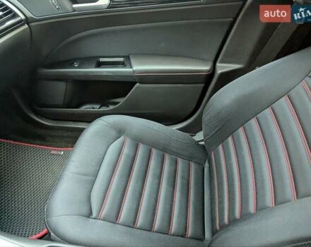Форд Фьюжен 2014 у Києві на Automoto.ua Білий Форд Фьюжен, об'ємом двигуна 2.5 л та пробігом 211 тис. км за 9500 $, фото 10 на Automoto.ua