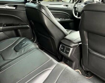 Белый Форд Фьюжн, объемом двигателя 2 л и пробегом 137 тыс. км за 11000 $, фото 22 на Automoto.ua