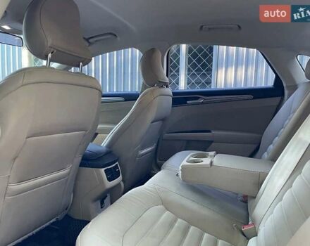 Белый Форд Фьюжн, объемом двигателя 2.5 л и пробегом 178 тыс. км за 7500 $, фото 20 на Automoto.ua