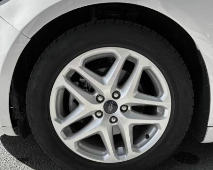 Белый Форд Фьюжн, объемом двигателя 2.5 л и пробегом 149 тыс. км за 10590 $, фото 9 на Automoto.ua