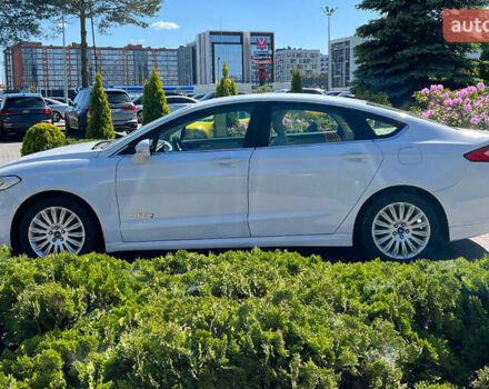 Форд Фьюжн 2014 в Львове на Automoto.ua Белый Форд Фьюжн, объемом двигателя 2 л и пробегом 168 тыс. км за 11999 $, фото 3 на Automoto.ua