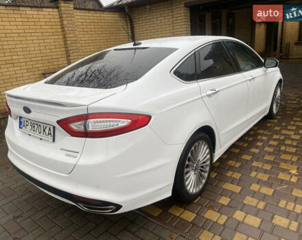 Білий Форд Фьюжен, об'ємом двигуна 2 л та пробігом 168 тис. км за 11500 $, фото 3 на Automoto.ua