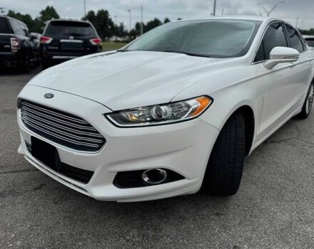 Белый Форд Фьюжн, объемом двигателя 2 л и пробегом 81 тыс. км за 4800 $, фото 2 на Automoto.ua