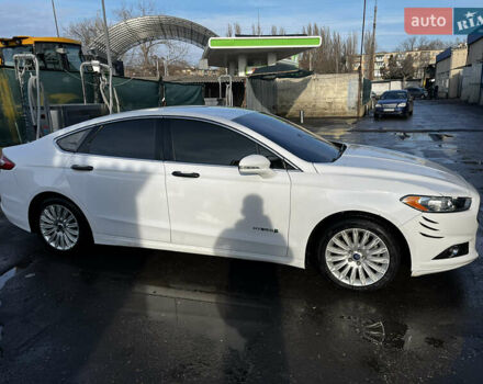Форд Фьюжн 2014 в Одессе на Automoto.ua Белый Форд Фьюжн, объемом двигателя 2 л и пробегом 186 тыс. км за 12500 $, фото 1 на Automoto.ua