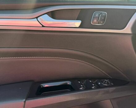 Белый Форд Фьюжн, объемом двигателя 2 л и пробегом 184 тыс. км за 10900 $, фото 8 на Automoto.ua