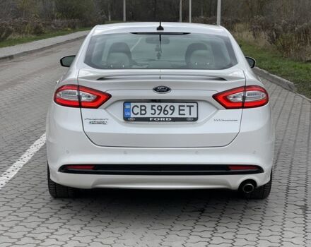 Форд Фьюжн 2014 в Нежине на Automoto.ua Белый Форд Фьюжн, объемом двигателя 2 л и пробегом 266 тыс. км за 11000 $, фото 5 на Automoto.ua