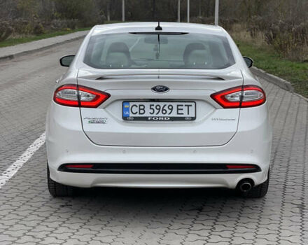 Белый Форд Фьюжн, объемом двигателя 2 л и пробегом 266 тыс. км за 10999 $, фото 5 на Automoto.ua