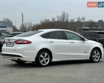 Білий Форд Фьюжен, об'ємом двигуна 2 л та пробігом 153 тис. км за 9500 $, фото 15 на Automoto.ua