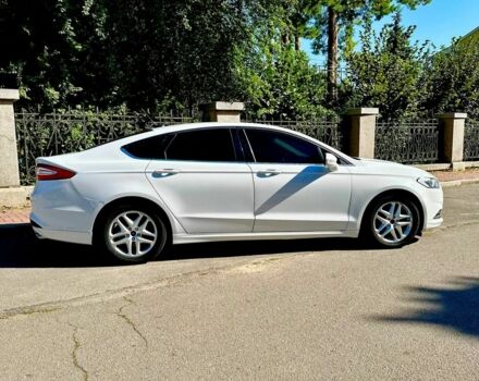 Белый Форд Фьюжн, объемом двигателя 2.5 л и пробегом 149 тыс. км за 10590 $, фото 2 на Automoto.ua